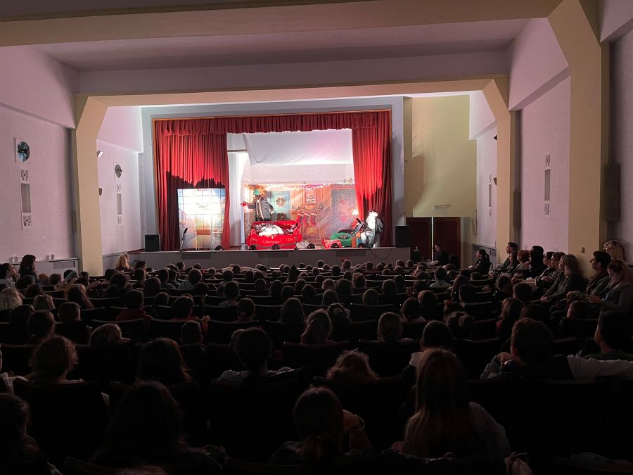 11-12-παράσταση 2